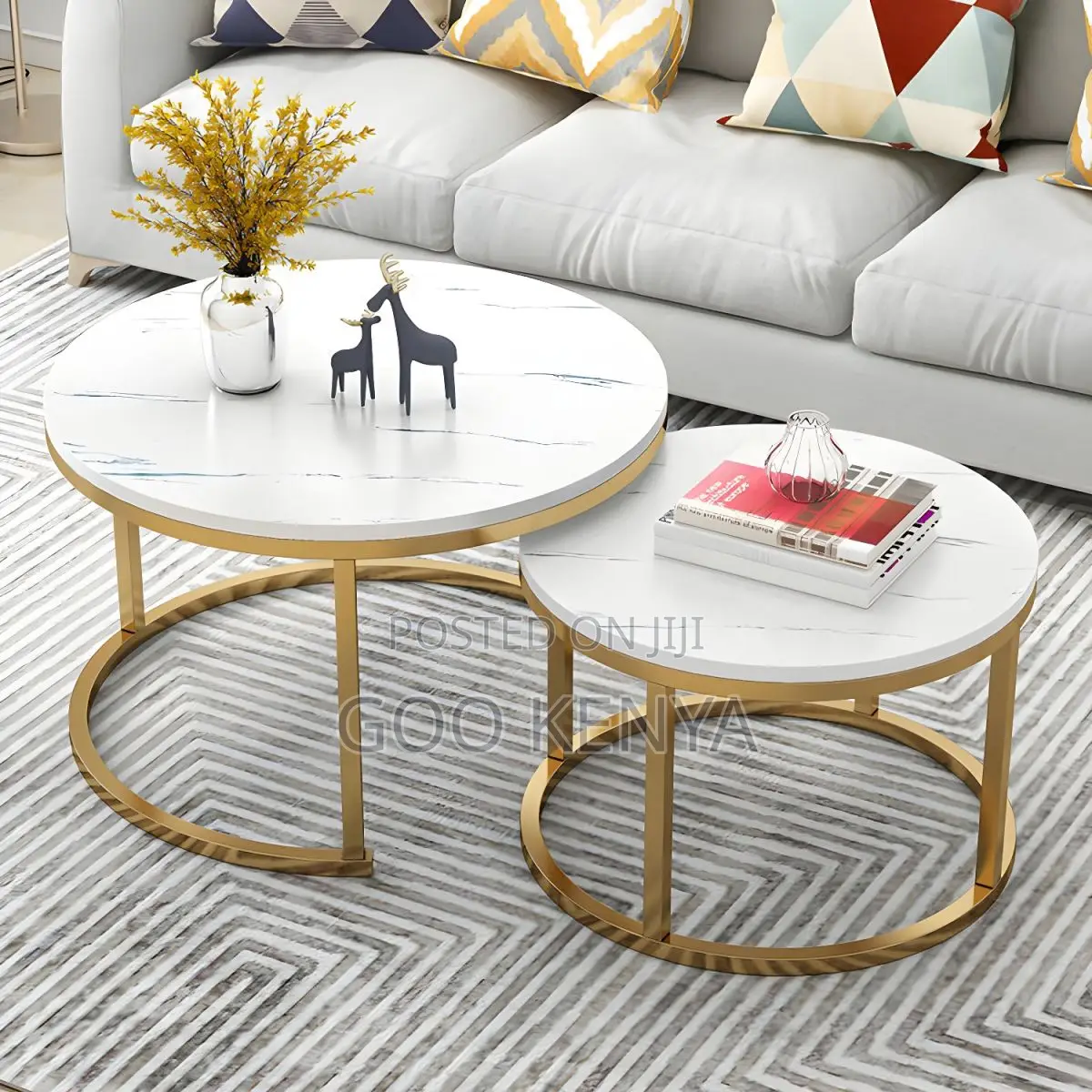 Dining Table: Round Modern Dining Table