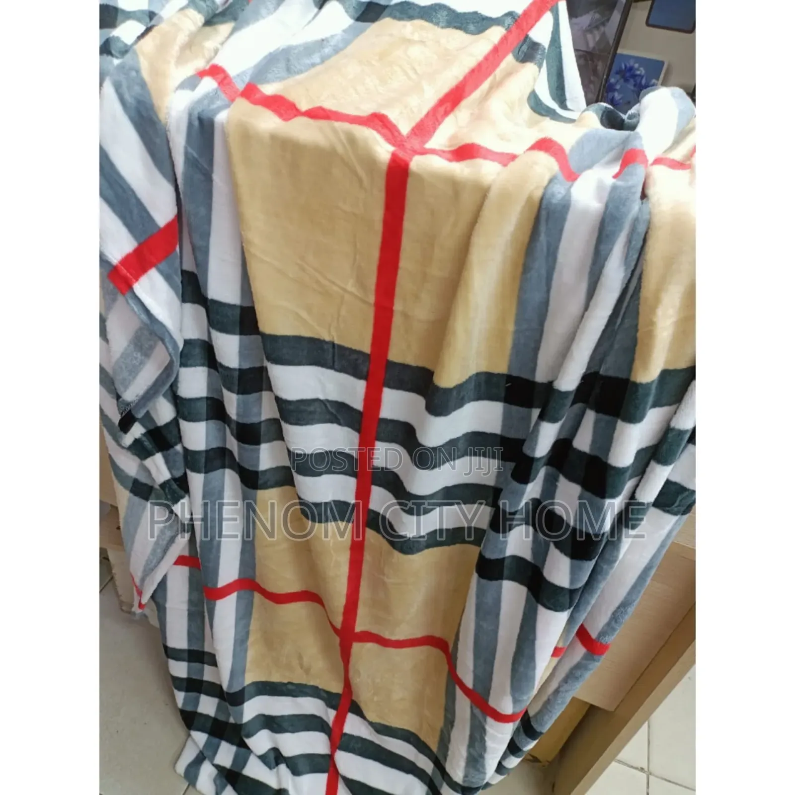Patterned Fleece Blankets Available