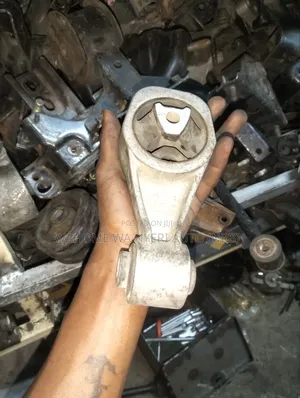 Nissan Sylphy New Model Top Engine Mounting