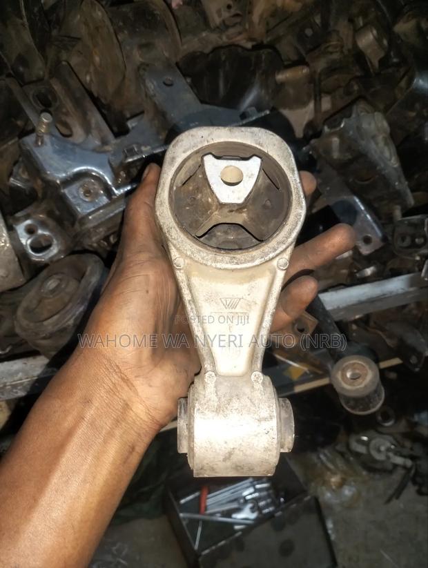 Nissan Sylphy New Model Top Engine Mounting - thumbnail 4