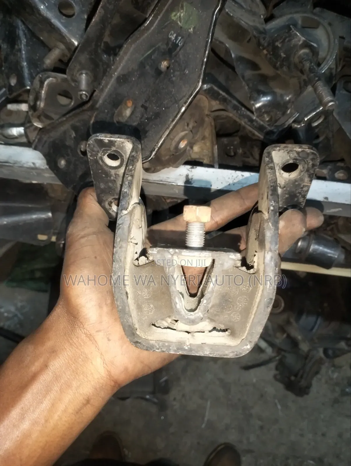 Nissan Vannete 4whl Gear Mounting