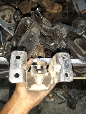 Nissan Vannete 4whl Gear Mounting