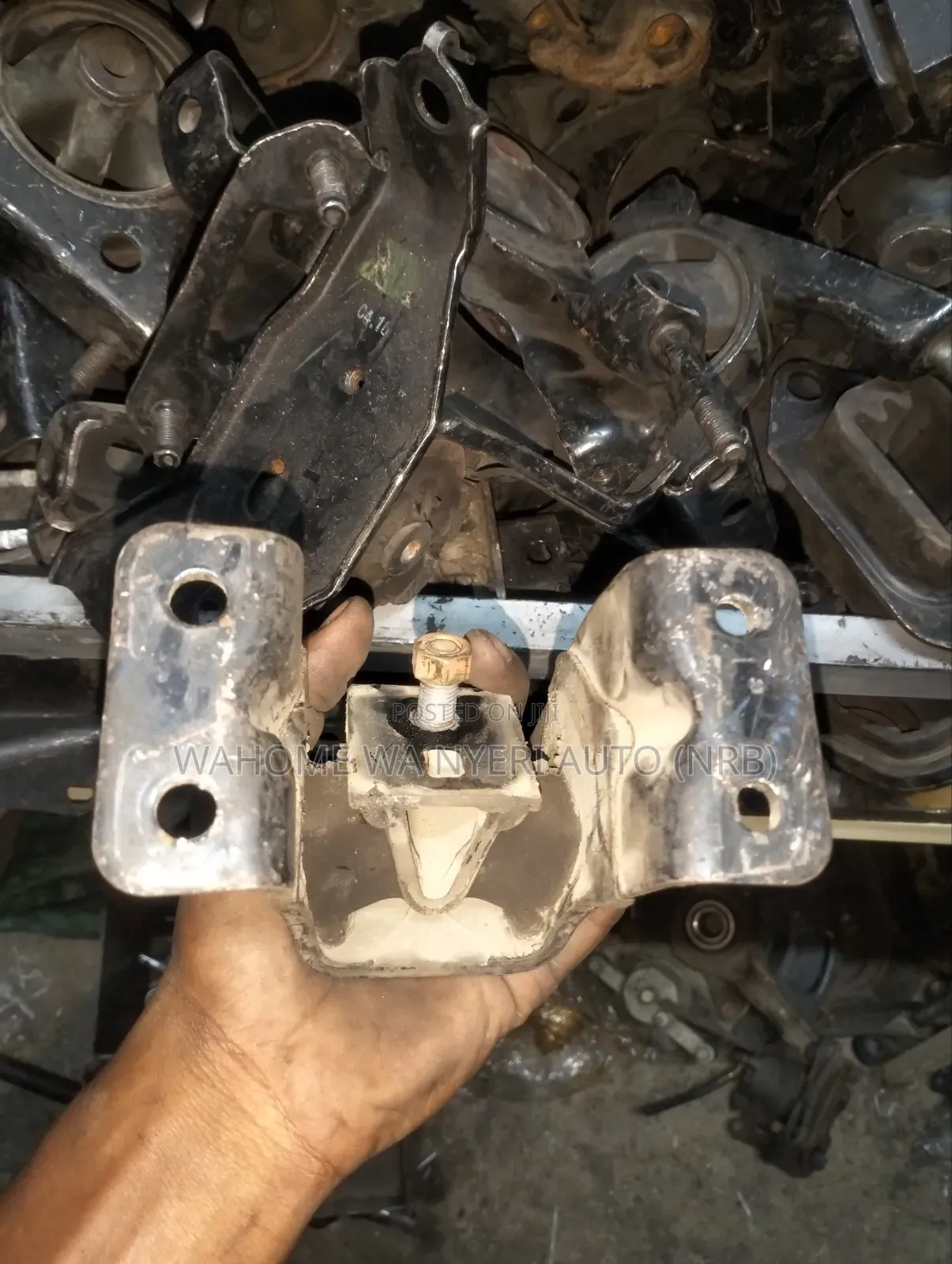 Nissan Vannete 4whl Gear Mounting
