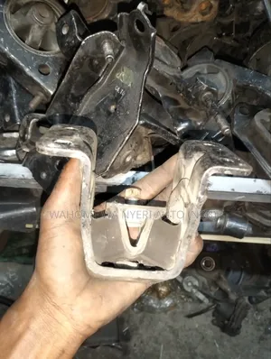 Nissan Vannete 4whl Gear Mounting