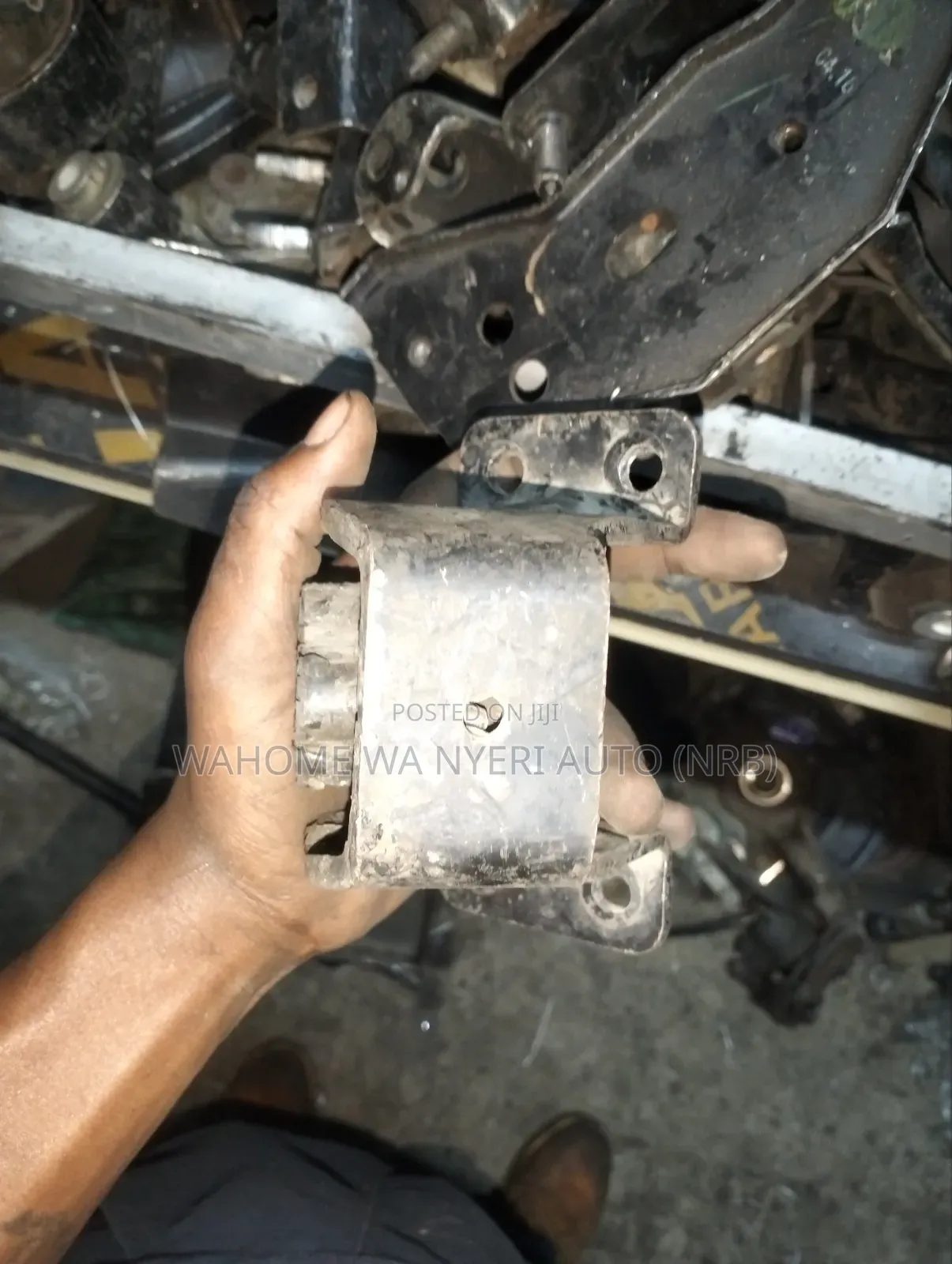 Nissan Vannete 4whl Gear Mounting