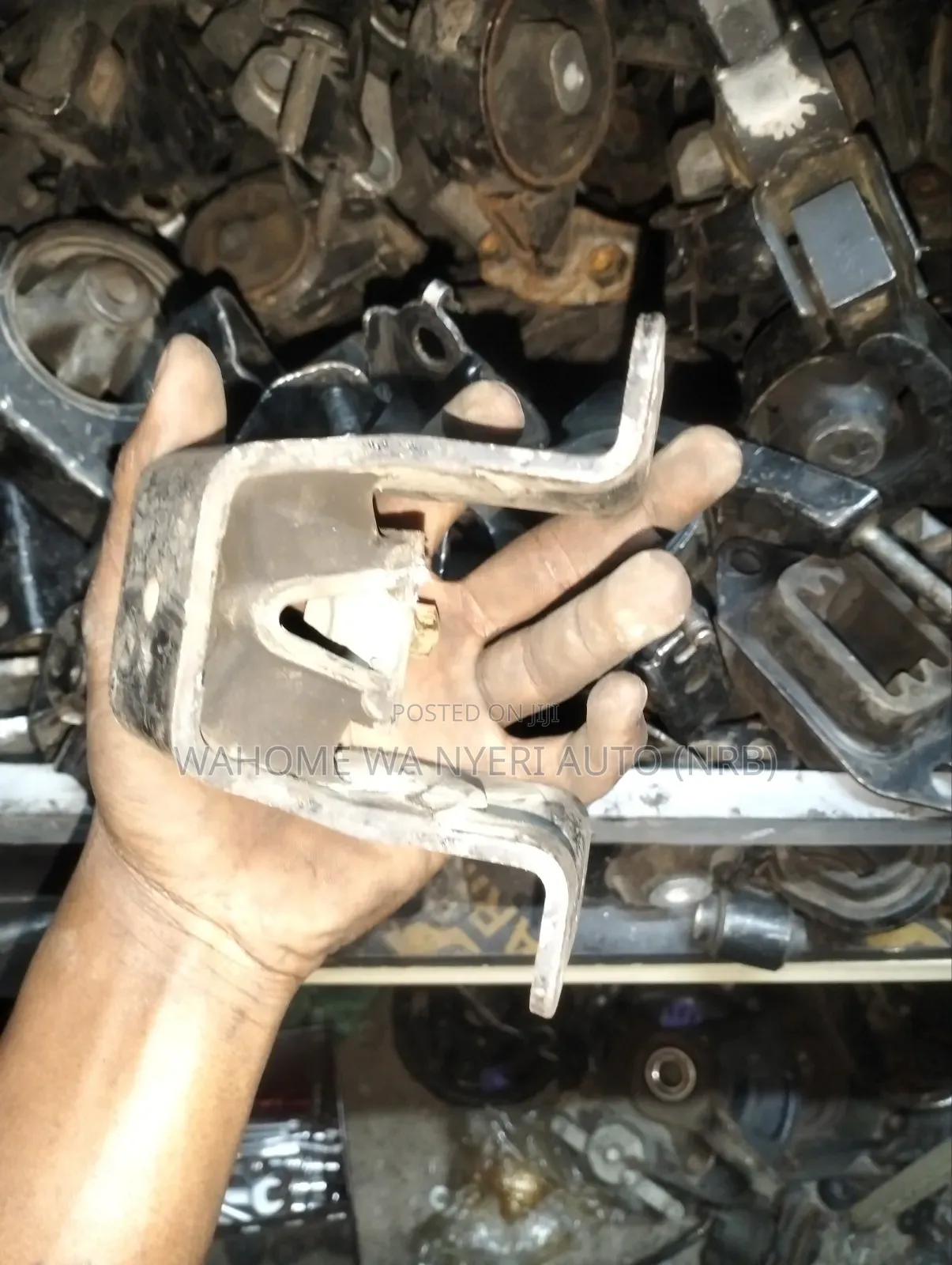 Nissan Vannete 4whl Gear Mounting