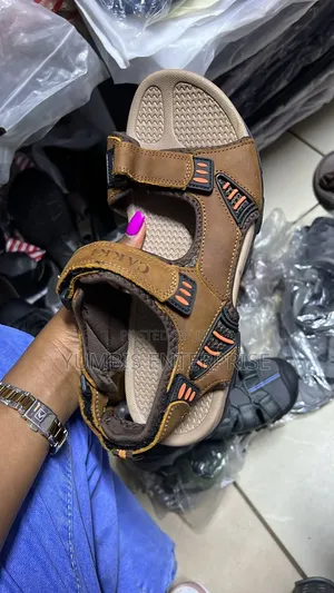 Leather Men's Quality Opens 40 to 45 at 2000