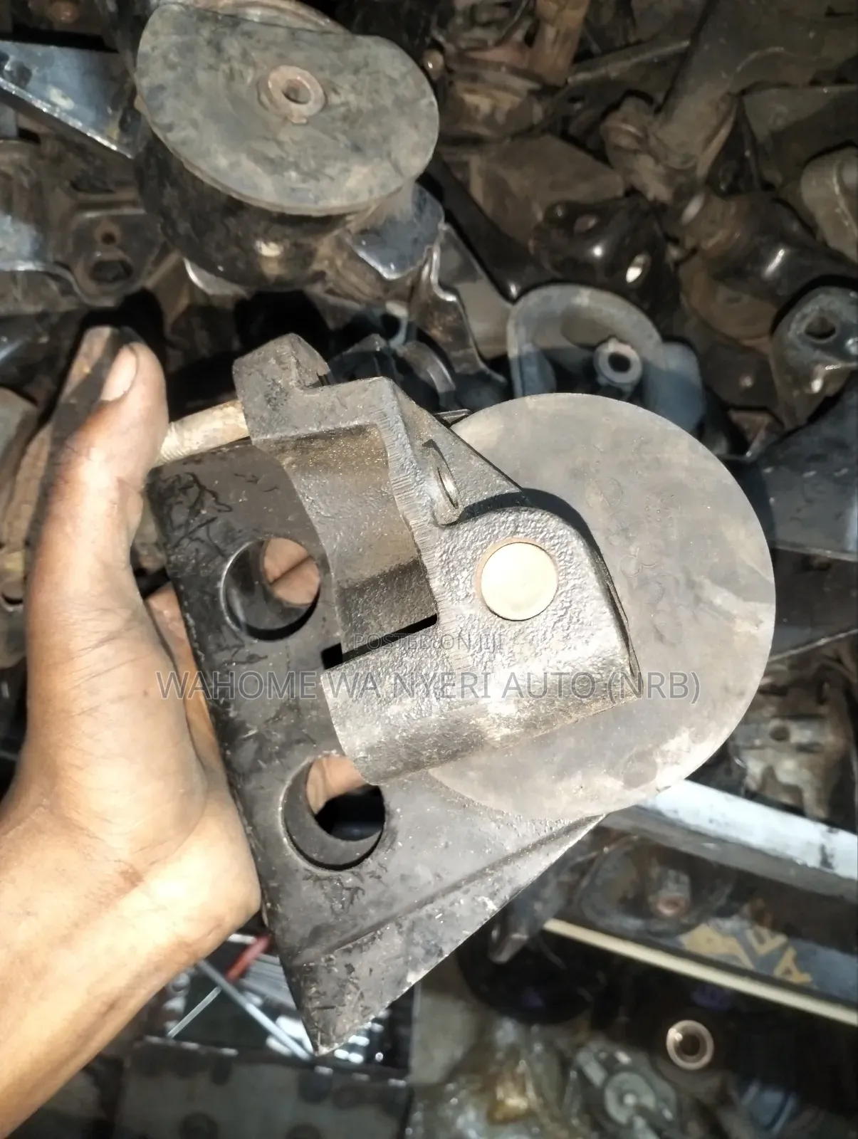 Nissan Extrail Nt30 Engine Mounting