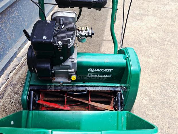 Petrol Lawn Mower - thumbnail 4