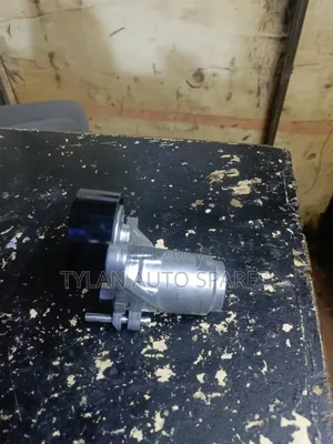 Fan Belt Tensioner Qr25 De(Nissan Navara 2014)