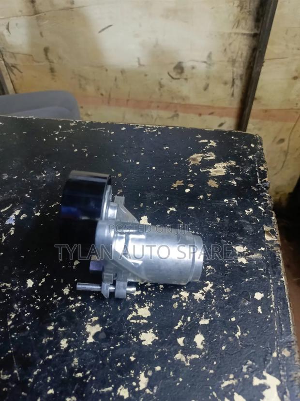 Fan Belt Tensioner Qr25 De(Nissan Navara 2014) - thumbnail 4