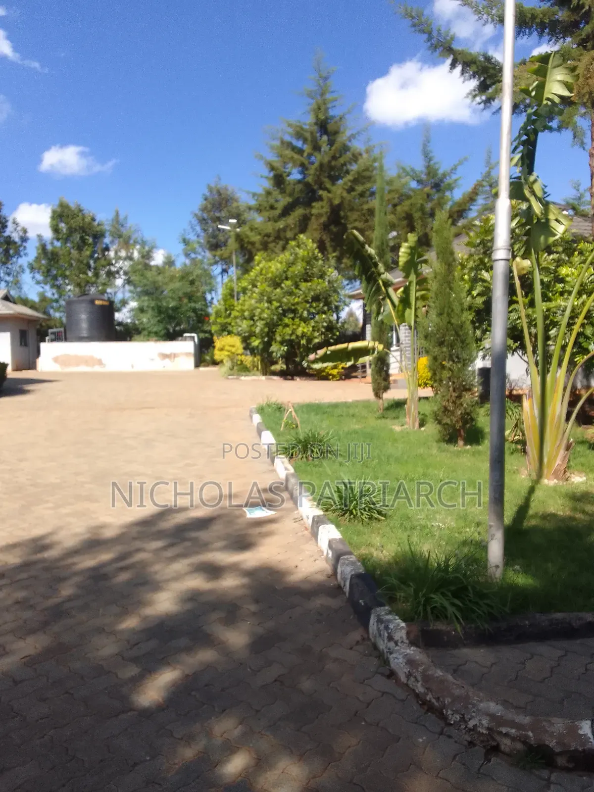 5bdrm Mansion in Kyasila, Mua Hills for sale