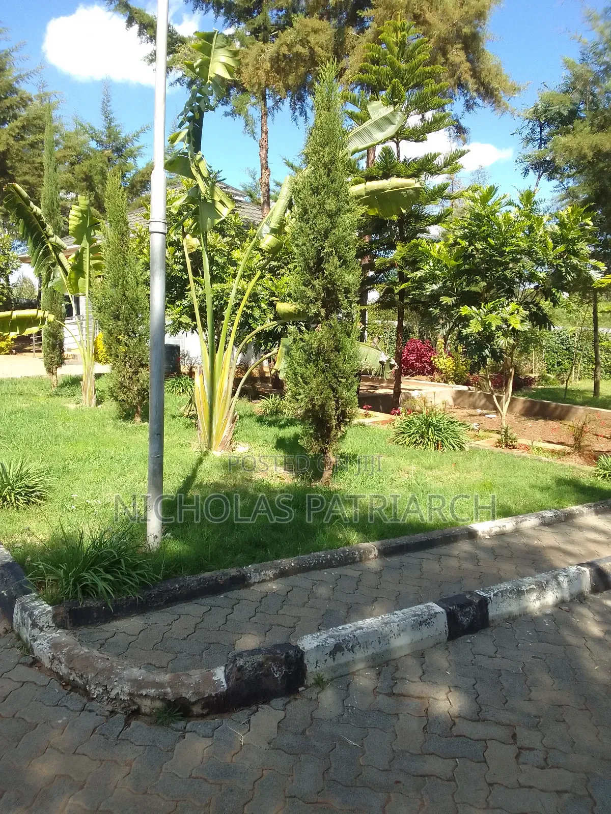 5bdrm Mansion in Kyasila, Mua Hills for sale