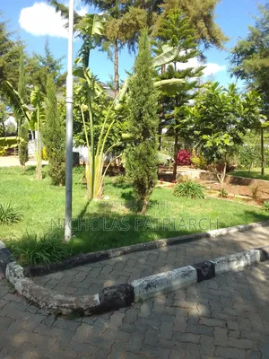 5bdrm Mansion in Kyasila, Mua Hills for sale