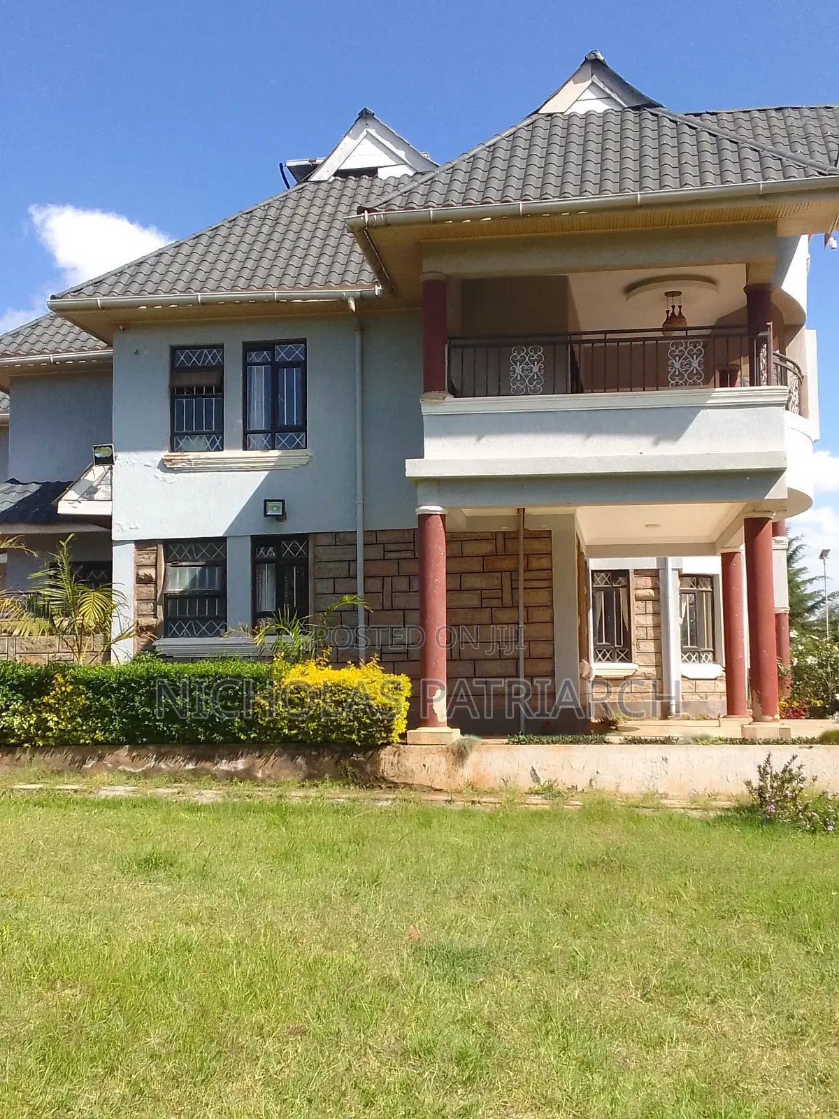5bdrm Mansion in Kyasila, Mua Hills for sale