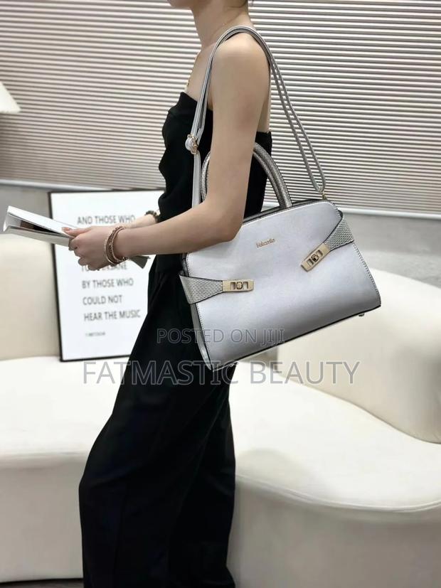 Silver Handbag - thumbnail 2