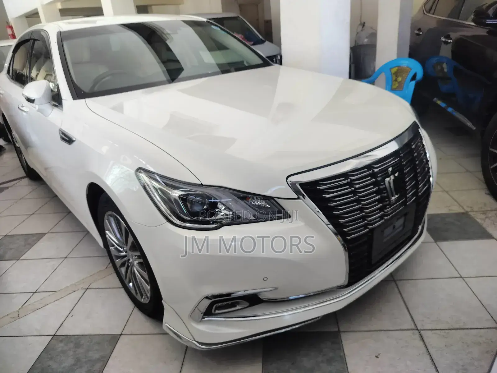 Toyota Crown 2018 Pearl