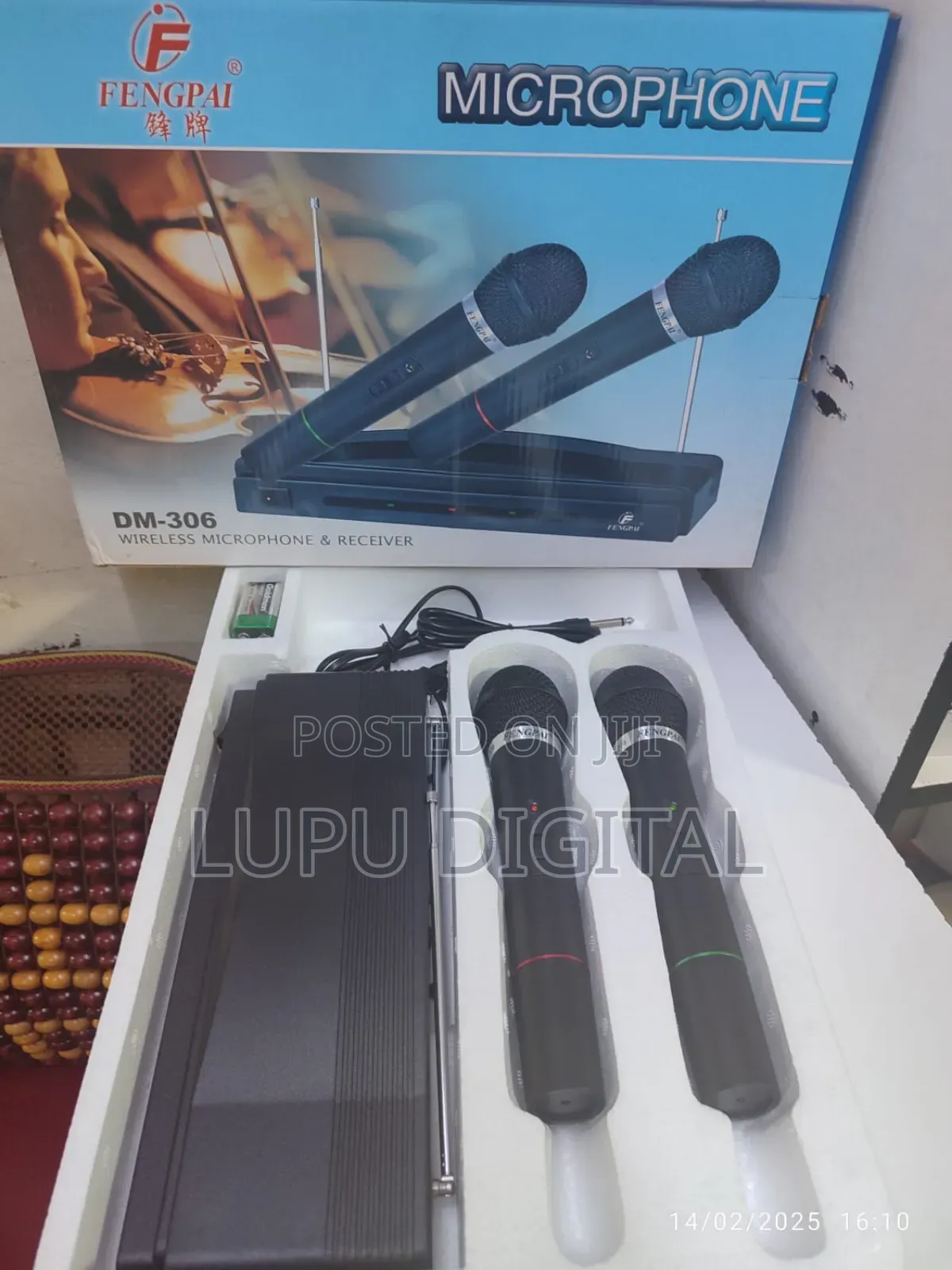 Dm-306 Wireless Microphone and Receiver Available Now