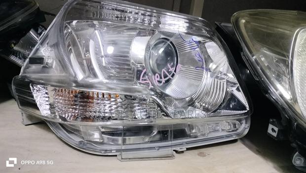 Sienta 2012 Headlight