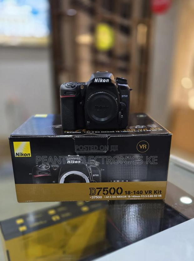 Nikon D7500 DSLR Camera With 18-140mm Lens - thumbnail 4