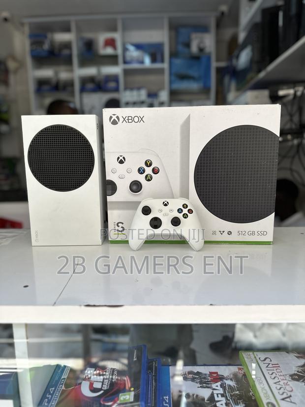 Xbox Series S ( Microsoft) - main view