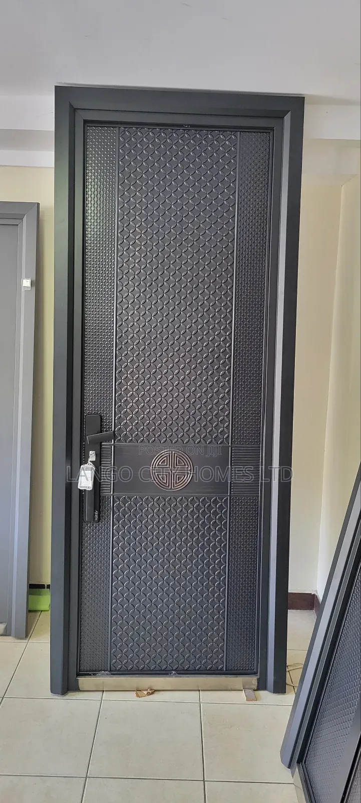 High Quality Modern Stylish Single Door