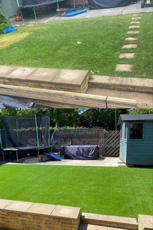 Rain-Resistant Grasscarpet - thumbnail 2