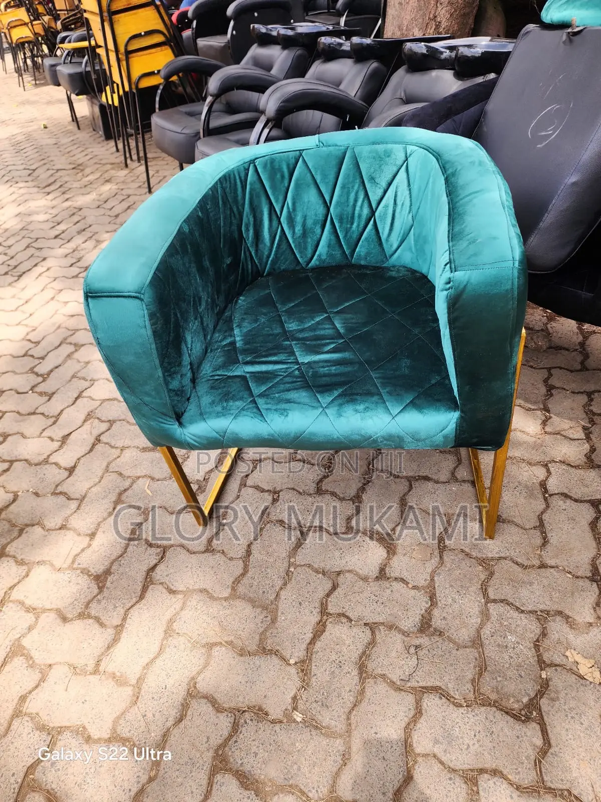 Green Velvet Manicure Styling Chair