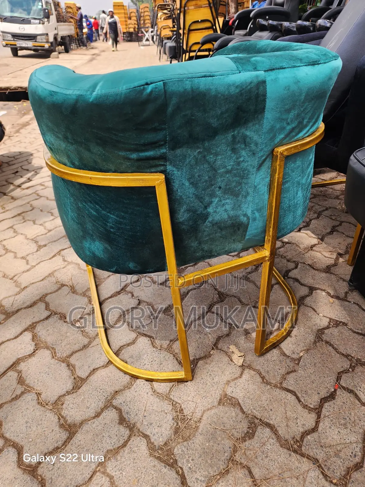 Green Velvet Manicure Styling Chair