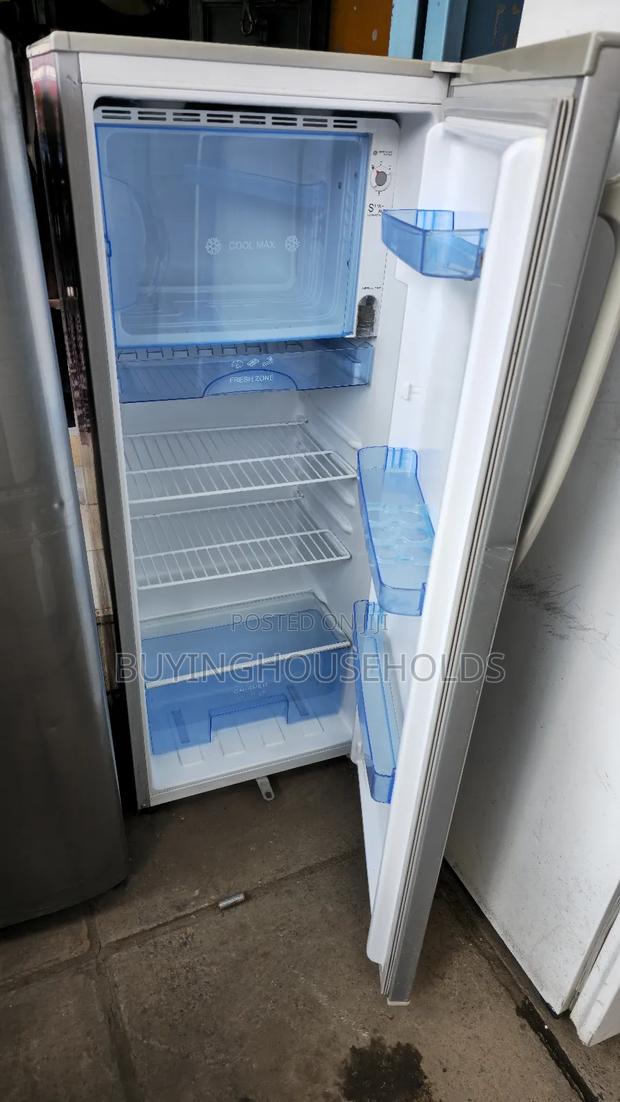 Armco 195l Fridge - thumbnail 2