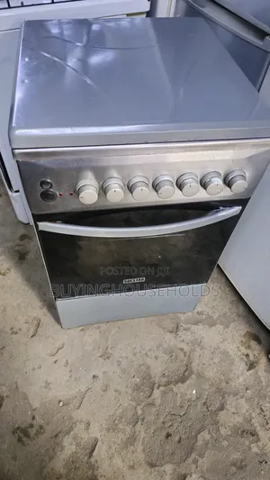 Solstar 50x55 Cooker 3+1