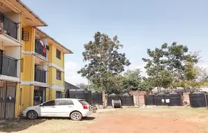 2bdrm Block of Flats in Elgon, Carwash for sale