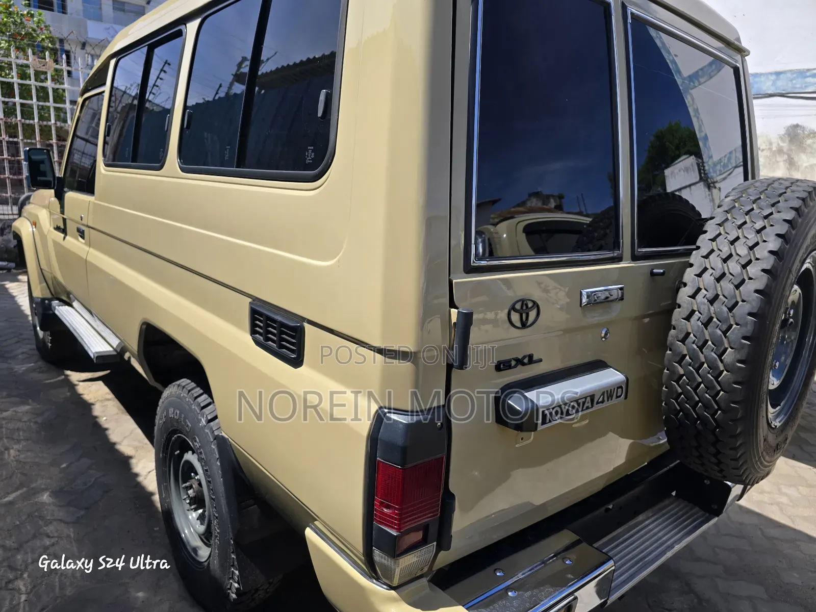 Toyota Land Cruiser 2019 Beige