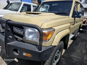Toyota Land Cruiser 2019 Beige