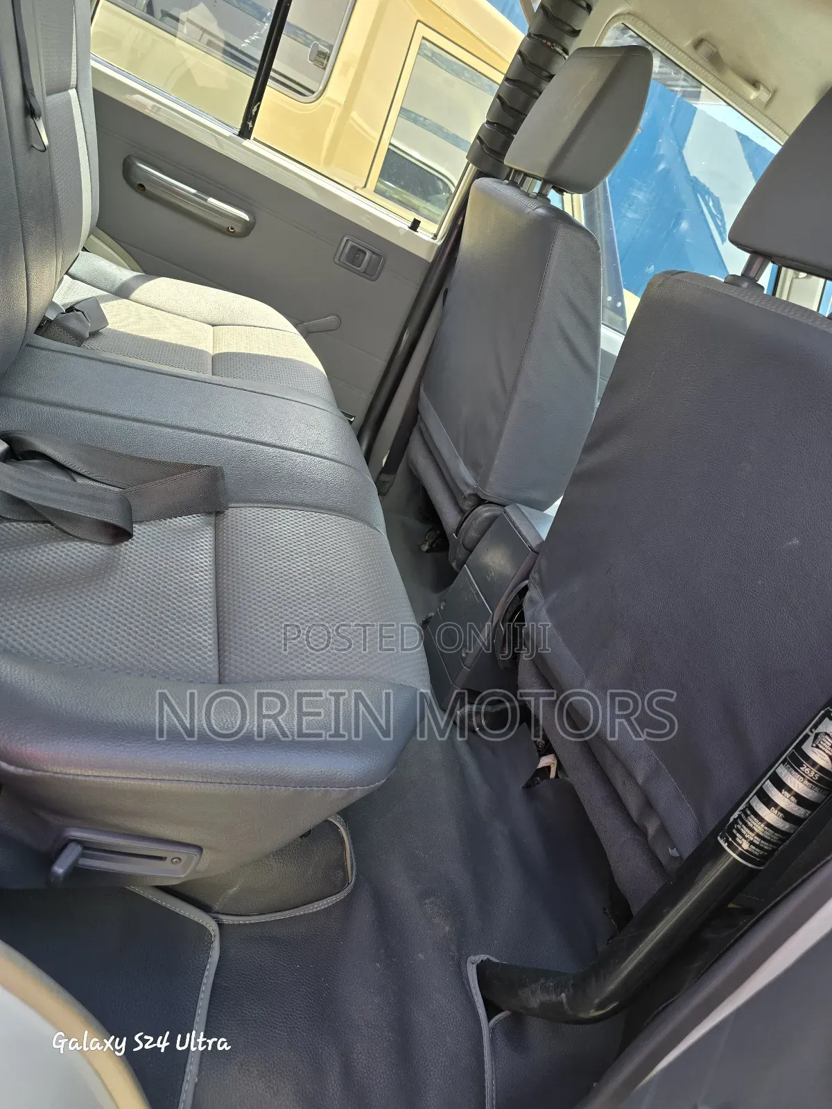 Toyota Land Cruiser 2018 Pearl