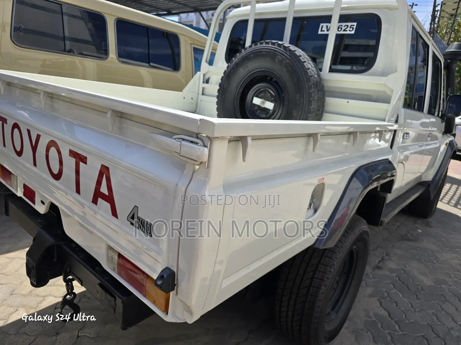 Toyota Land Cruiser 2018 Pearl