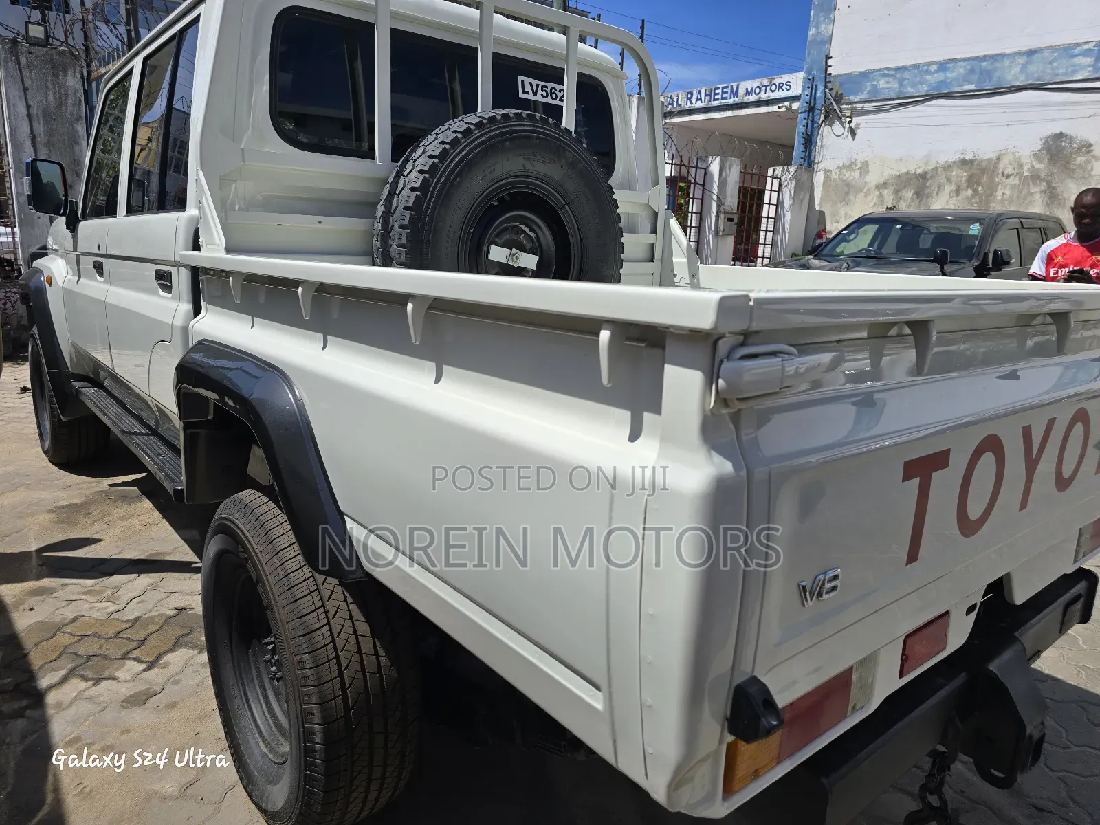 Toyota Land Cruiser 2018 Pearl