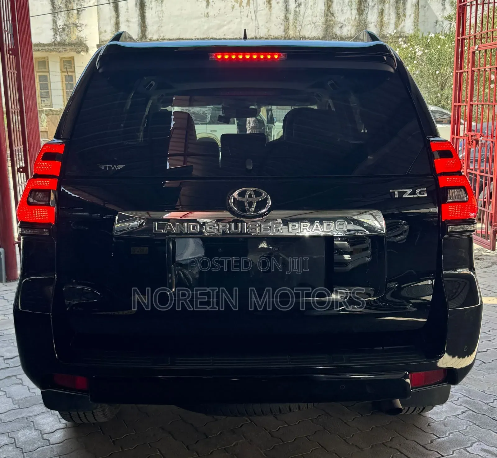 Toyota Land Cruiser Prado 2020 Gray