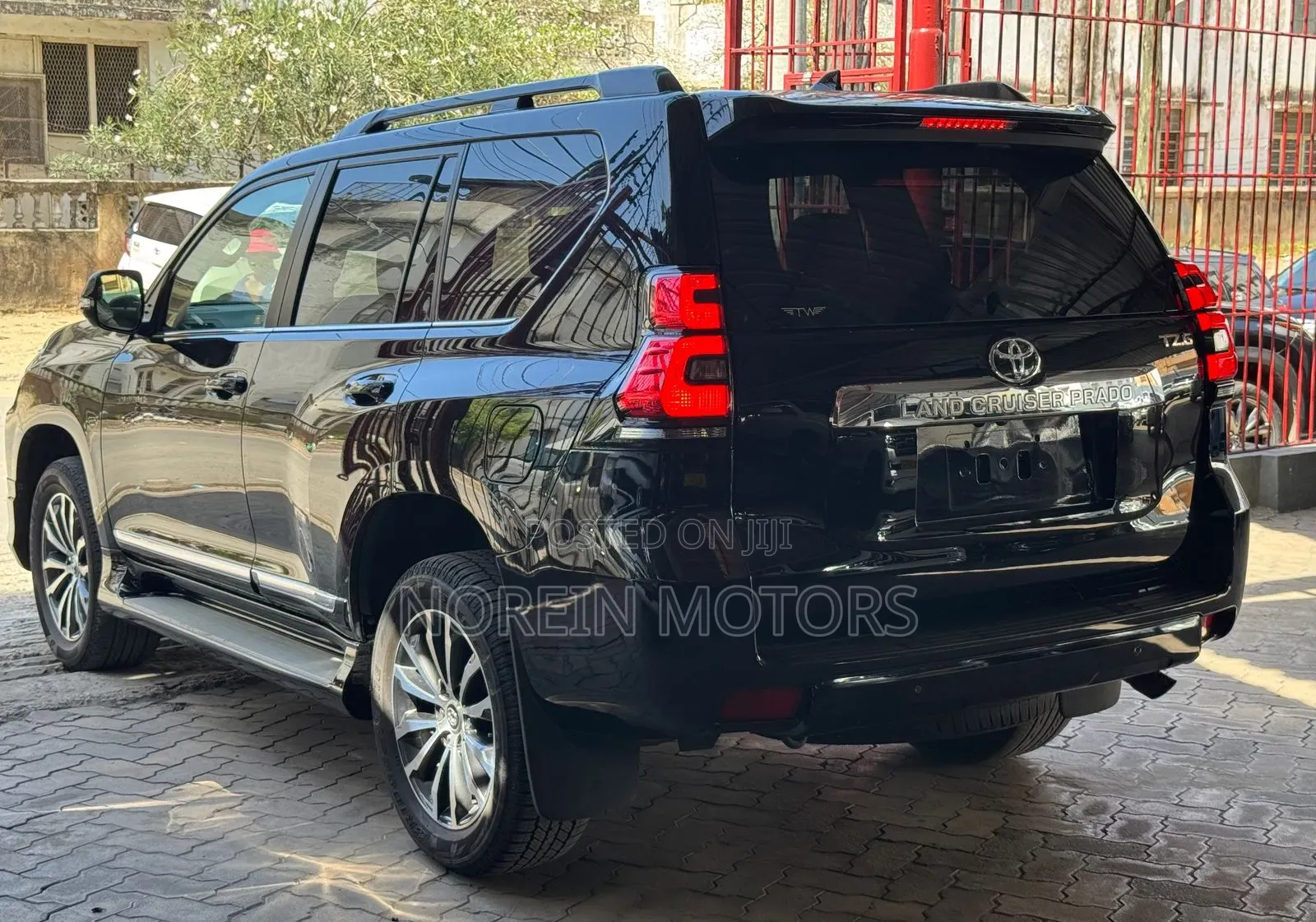 Toyota Land Cruiser Prado 2020 Gray