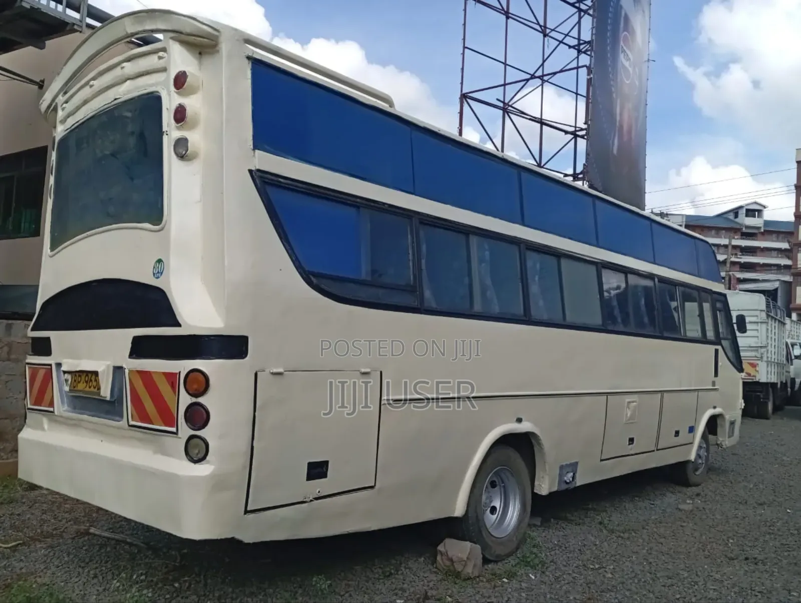 Mitsubishi Fuso Canter 2003 Blue
