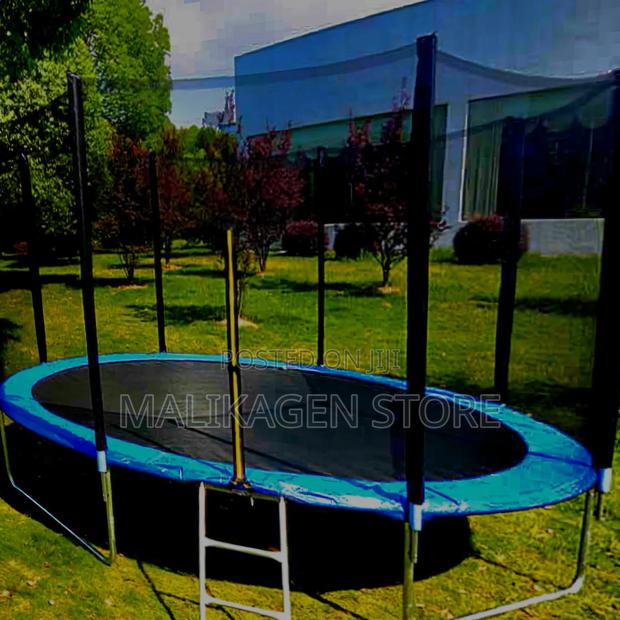 12ft Trampoline Round Size. Lack and Blue Design - main view