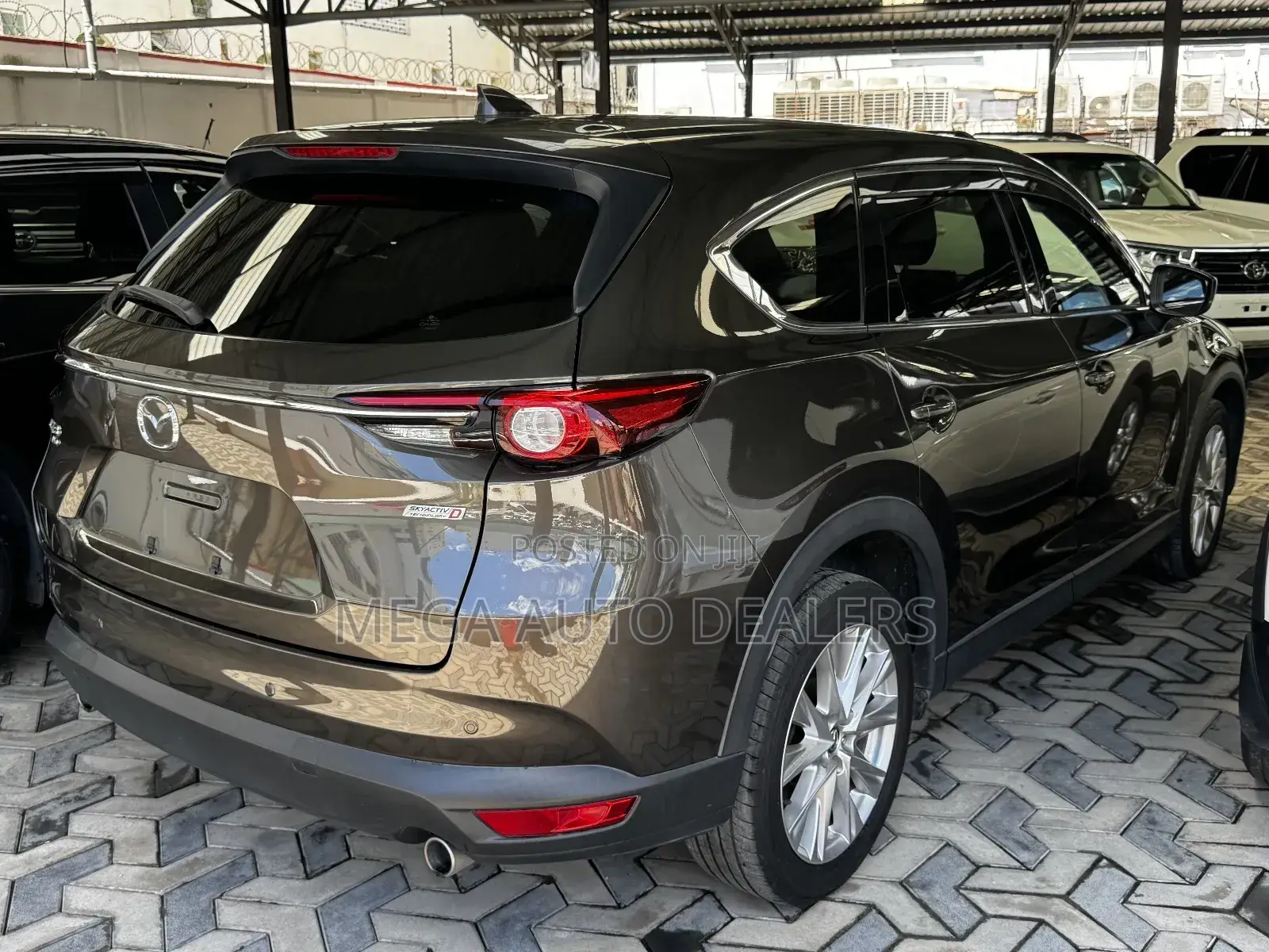 Mazda CX-8 2018 Brown