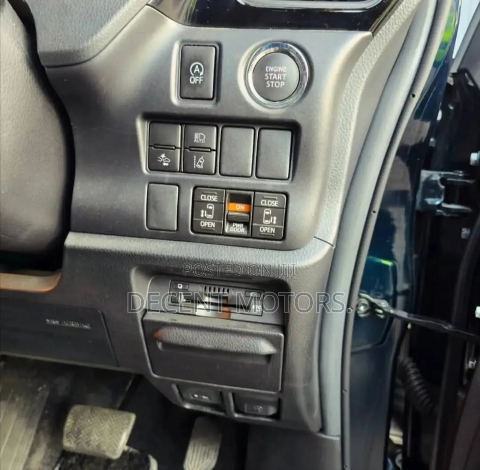 Toyota Noah 2.0 FWD (7 Seater) 2019 Black