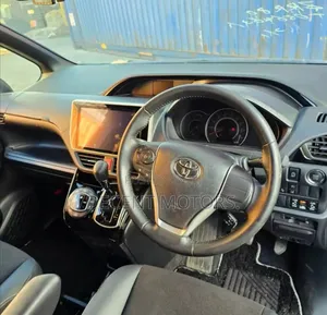 Toyota Noah 2.0 FWD (7 Seater) 2019 Black