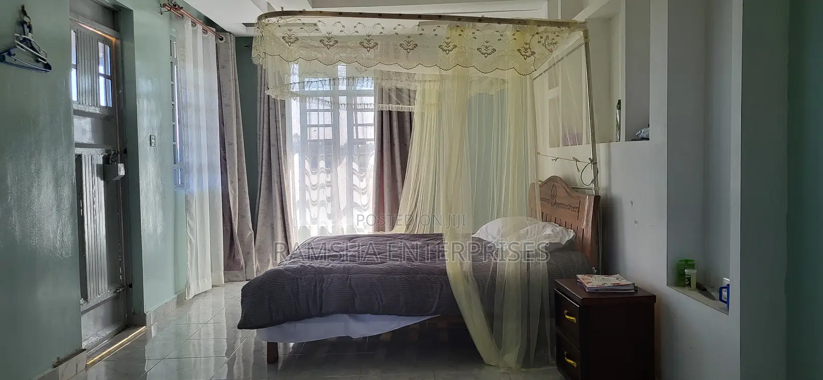6bdrm Maisonette in Joska Shell for rent