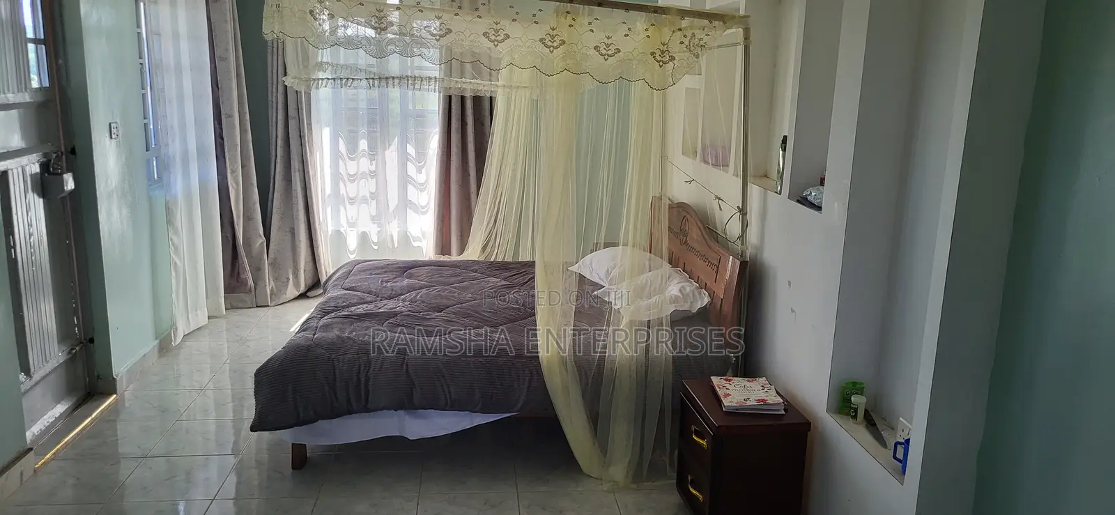 6bdrm Maisonette in Joska Shell for rent
