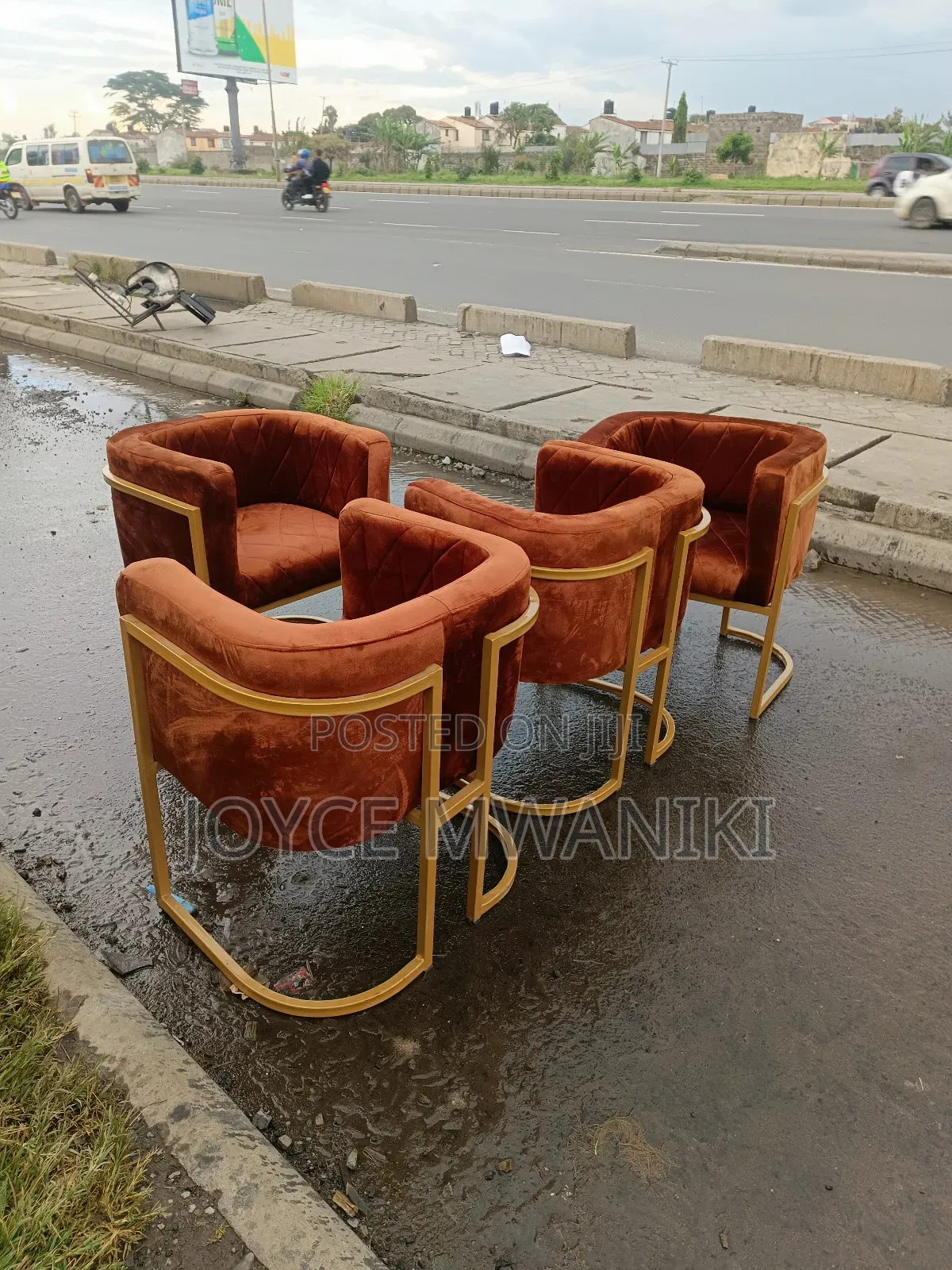 Manicure Seats, Burnt Orange