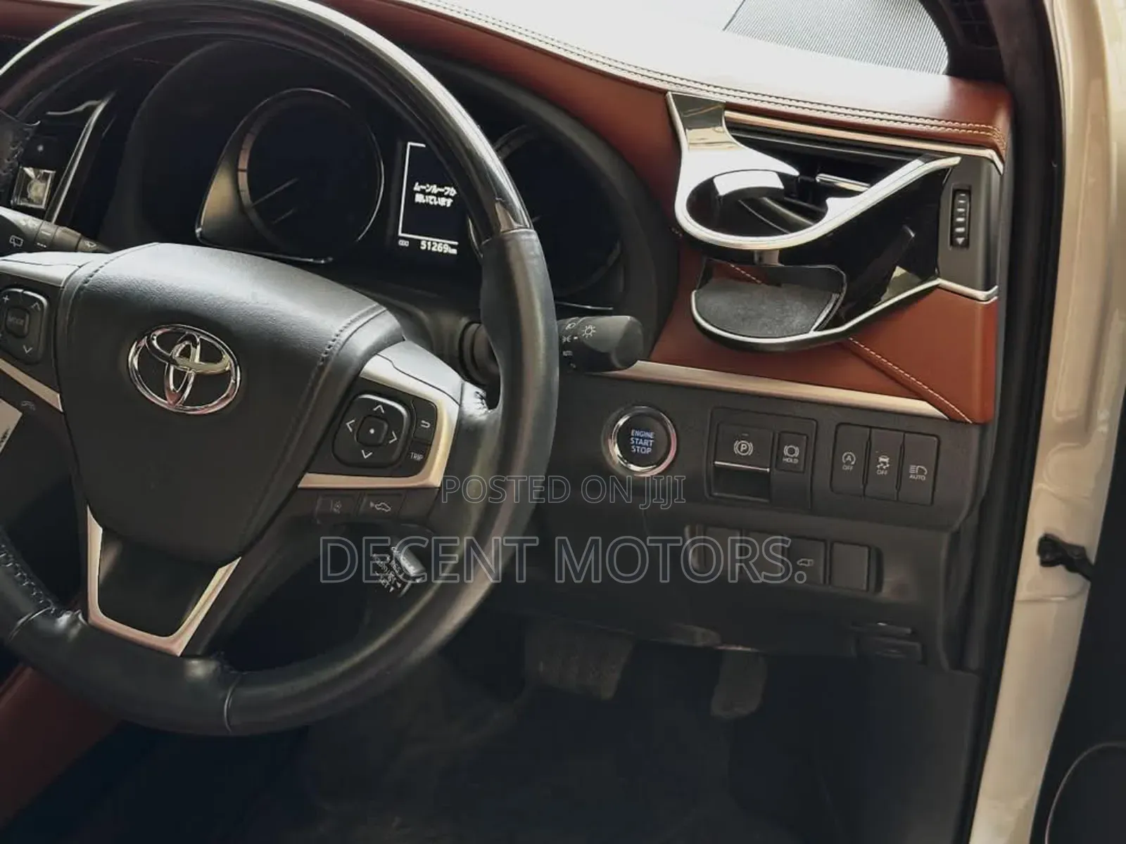 Toyota Harrier 2018 White