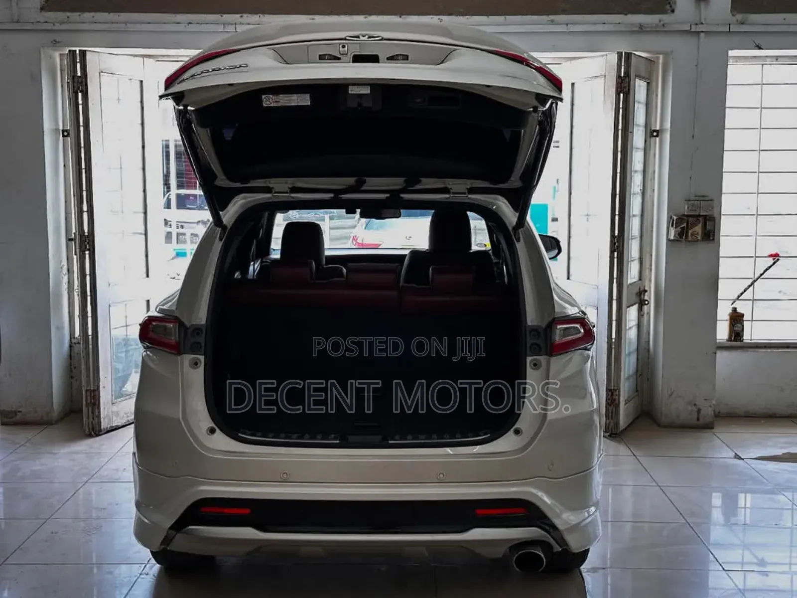 Toyota Harrier 2018 White