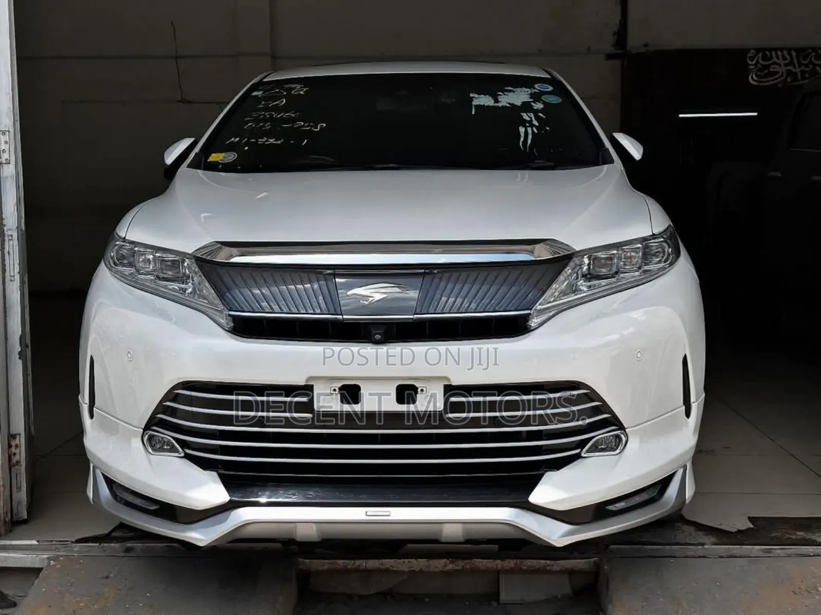 Toyota Harrier 2018 White